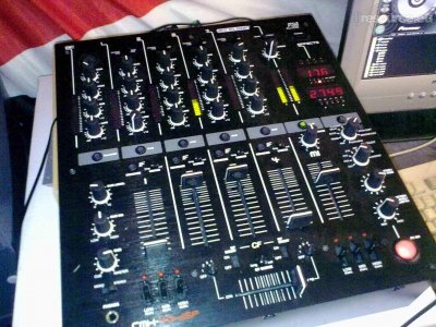 Our MEMBERS can Enlarge : reloop rmx-40 dsp 